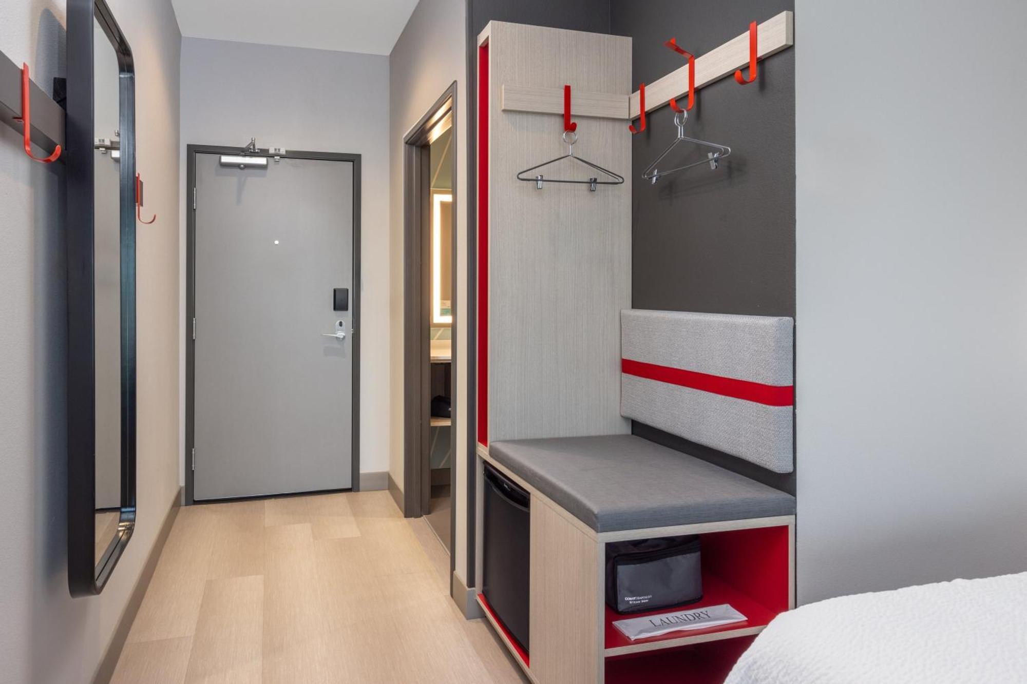 Avid Hotels Billings West By Ihg Εξωτερικό φωτογραφία